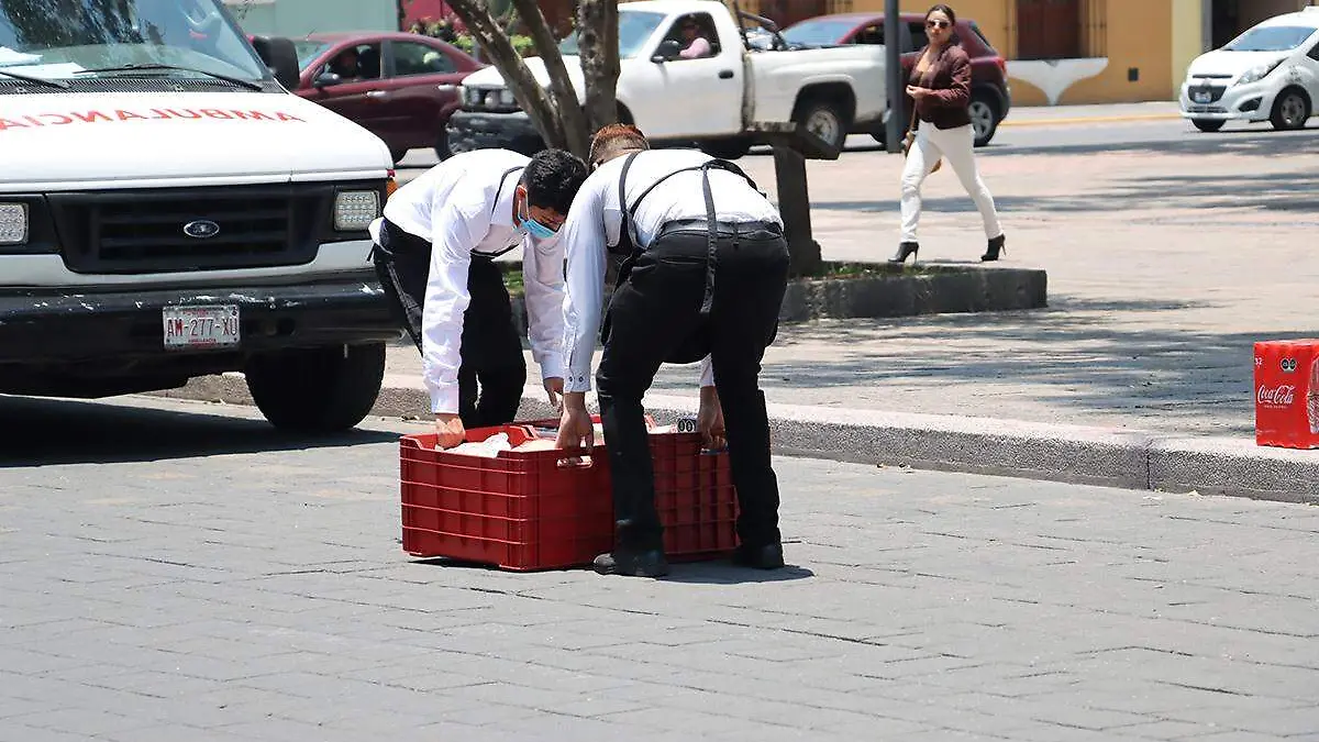 TRABAJADORES (4)